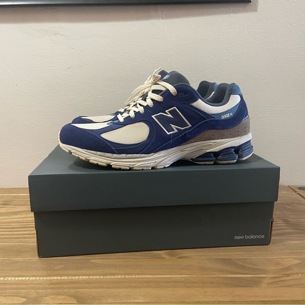 New Balance 2002R / US 13